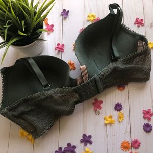 Victoria's Secret Intimates & Sleepwear - NWT Dream Angels Push-Up, 38D Victoria's Secret Intimates & Sleepwear - NWT Dream Angels Push-Up, 38D